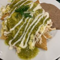 Chilaquiles de Pollo en Salsa Verde